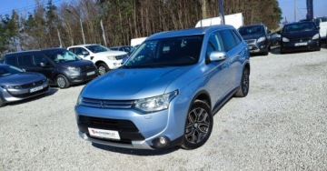Mitsubishi Outlander III 2015 Mitsubishi Outlander 2.0 i 121km PHEV Hybryda Plug-in Automat 4x4 Led Kame, zdjęcie 12