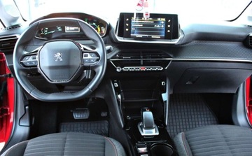 Peugeot 208 II e-208 Elektryczny 136KM 2021 Peugeot 208 e 208 Apple car Android auto Asystent pasa ruchu 136KM, zdjęcie 17