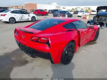 Chevrolet Corvette C7 2015 Chevrolet Corvette Stingray 2015 6.2 Benzyna 455KM, zdjęcie 5