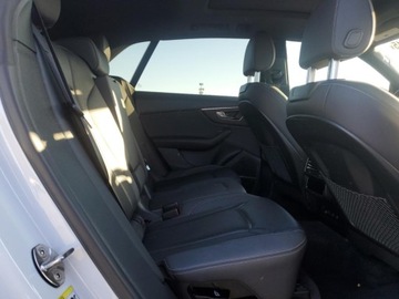 Audi Q8 2021 Audi Q8 Premium Plus S-Line 2021 3.0l 3.0 Benzyna 335KM, zdjęcie 11
