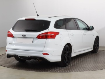 Ford Focus III Kombi Facelifting 2.0 TDCi 150KM 2016 Ford Focus 2.0 TDCi, Klima, Parktronic, zdjęcie 4