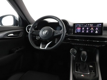 Alfa Romeo Tonale 2022 Alfa Romeo Tonale mHEV automat full LED skóra, zdjęcie 15