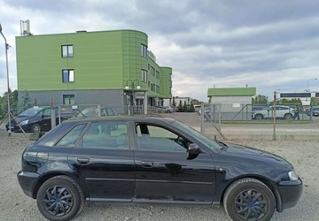 Audi A3 8L Hatchback 1.6 i 101KM 1999 Audi A3 Audi A3 1.6 Benzyna 101KM, zdjęcie 4