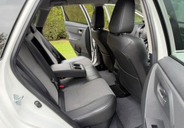 Toyota Auris II Touring Sports Facelifting 1.8 Hybrid 136KM 2015 Toyota Auris 1,8 HYBRID Lift Kamera KEY-LESS PDC Bezwypadkowy ASO Dla wyma, zdjęcie 27
