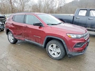 Jeep Compass II 2022 Jeep Compass Latitude 2022 2.4 Benzyna 177KM, zdjęcie 4