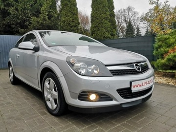 Opel Astra J Hatchback 5d 1.6 Twinport ECOTEC 115KM 2010 Opel Astra 1.6 16V 116 KM GTC Klima Parktronic Tem, zdjęcie 2