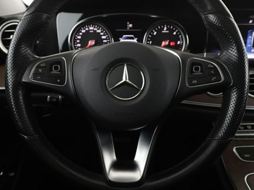 Mercedes Klasa E W213 All-Terrain 2.0 220d 194KM 2018 Mercedes E 220 FV23% 4X4 Automat Navi Klimatyzacja, zdjęcie 20