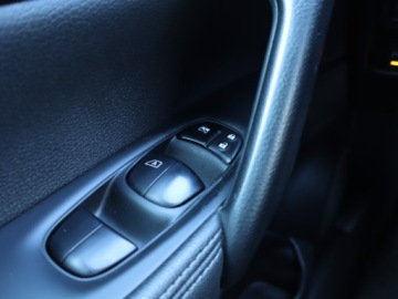 Nissan Qashqai II Crossover 1.6 dCi 130KM 2016 Nissan Qashqai 1.6 dCi, Salon Polska, 4X4, Skóra, zdjęcie 14