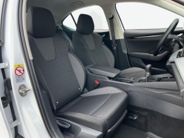 Skoda Octavia IV Liftback 1.5 TSI EVO 150KM 2024 Skoda Octavia 1.5TSI 150KM Selection SalonPL SerwisASO Virtual Matrix Kess, zdjęcie 14