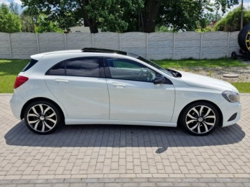 Mercedes Klasa A W176 Hatchback 5d 1.6 180 BlueEFFICIENCY 122KM 2012 Mercedes A 180 1.6 Benzyna Automat Bixenon Ledy, zdjęcie 9