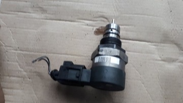 Q5 8R CZUJNIK CIŚNIENIA PALIWA 3.0 TDI A4 B8 A5