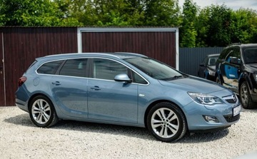 Opel Astra J Sports Tourer 1.4 Turbo ECOTEC 140KM 2011 Opel Astra 1.4T 140KM Led Xenon PDC Climatronic serwis ASO Alu 1.4 Benzyna, zdjęcie 6