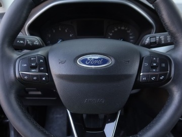 Ford Focus IV Hatchback 1.0 EcoBoost 125KM 2019 Ford Focus 1.0 EcoBoost, Salon Polska, Serwis ASO, zdjęcie 17