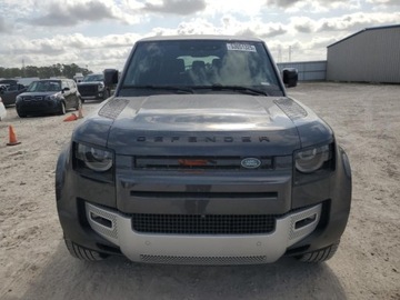 Land Rover Defender IV (L663) 2023 Land Rover Defender 130 se, 2023r., 4x4, 3.0L 3.0 Benzyna 395KM, zdjęcie 4