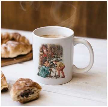Świąteczny kubek vintage Mikołaj, dzieci, choinka