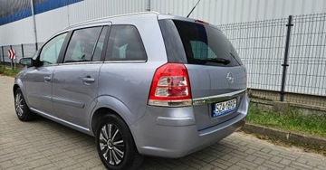 Opel Zafira B 1.8 ECOTEC 140KM 2009 Opel Zafira 1.8 Benzyna 140ps. Ksenon Benzyna 7-0sob 1.8 Benzyna 140KM, zdjęcie 12