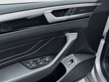 Volkswagen Arteon Fastback Facelifting 2.0 TDI 200KM 2022 Volkswagen Arteon 2.0TDI 200KM R-Line 4x4 DSG SerwisASO Acc Led Virtual Ha, zdjęcie 18