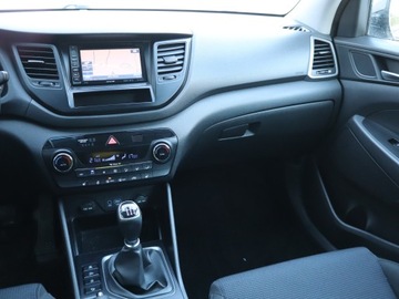 Hyundai Tucson III SUV 1.6 GDI 132KM 2016 Hyundai Tucson 1.6 GDI, Salon Polska, zdjęcie 7