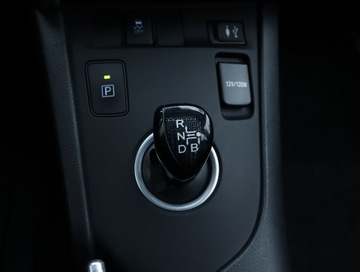 Toyota Auris II Touring Sports Facelifting 1.8 Hybrid 136KM 2017 Toyota Auris Hybrid, Salon Polska, Serwis ASO, zdjęcie 15