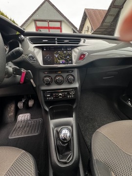 Citroen C3 II Hatchback facelifting 1.2 VTi 82KM 2014 Citroen C3, 2014 r., zdjęcie 7