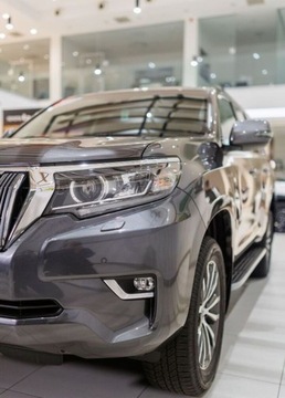 Toyota Land Cruiser VII Terenowy 3d 2.8 D-4D 177KM 2020 Toyota Land Cruiser LC 2.8 D-4D Premium aut 2.8 Diesel 177KM, zdjęcie 10