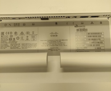 Настольный терминал Cisco CP-DX80 для виртуальных конференций
