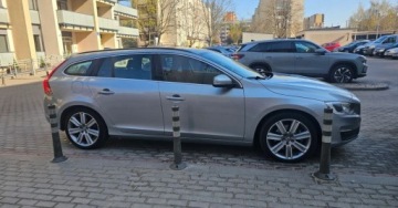Volvo V60 I 2016 Volvo V60 2.0 Moc 240 KM benzyna - GAZ 2.0 Benzyna 240KM, zdjęcie 38