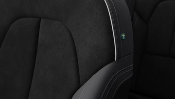 Volvo XC40 Crossover Facelifting 2.0 B4 197KM 2025 Volvo XC 40 Plus Dark B4 Mild Hybrid Benzyna, zdjęcie 14