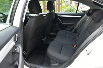 Skoda Octavia III Liftback Facelifting 1.6 TDI 115KM 2019 Škoda Octavia Skoda Octavia 1.6TDi 116KM 2019r., zdjęcie 10