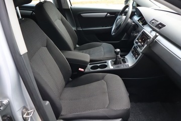 Volkswagen Passat B7 Variant 2.0 TDI CR DPF BlueMotion 140KM 2011 VW Passat 2.0 TDI, 1. Właściciel, Navi, Klima, zdjęcie 8