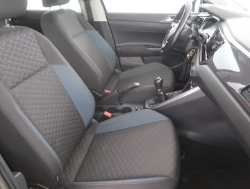 Volkswagen Polo VI Hatchback 5d 1.0 TSI 95KM 2020 VW Polo 1.0 TSI, Klima, Tempomat, Parktronic, zdjęcie 8