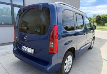 Opel Combo E Kombivan 1.5 Diesel 131KM 2020 Opel Combo Salon PL autooat osobowy bezwypadkowy elite 1.5 Diesel, zdjęcie 6