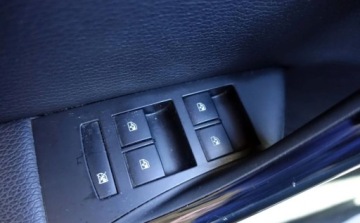 Opel Astra J Sports Tourer Facelifting 2.0 BiTurbo CDTI 195KM 2014 Opel Astra 2.0CDTI 195KM BiTurbo Wymieniony rozrzad Nowe opony Navi Skora, zdjęcie 28