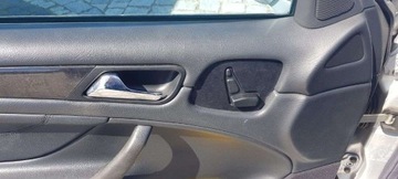 Mercedes CLK W208 Coupe C208 2.0 136KM 1999 Mercedes-Benz CLK Kabriolet, zdjęcie 17