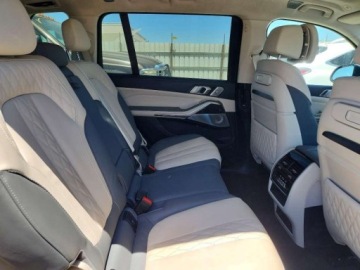 BMW X7 2024 BMW X7 Xdrive40i 2024 3.0 Benzyna 375KM, zdjęcie 10