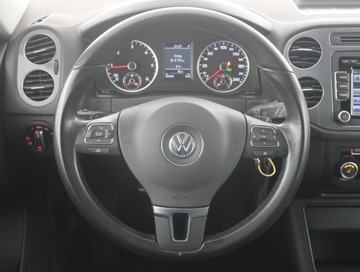 Volkswagen Tiguan I SUV Facelifting 2.0 TDI CR DPF BlueMotion 140KM 2014 VW Tiguan 2.0 TDI, Salon Polska, 4X4, DSG, Xenon, zdjęcie 14