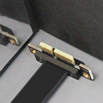 Вертикальный кабель GLOTRENDS PCIe 3.0 X1 длиной 100 мм