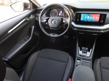 Skoda Octavia IV Kombi 2.0 TDI 150KM 2022 Skoda Octavia 2.0 TDI, Salon Polska, zdjęcie 6