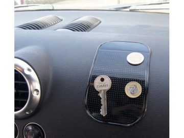 ПРОТИВОСКОЛЬЖАЮЩАЯ ПОДКЛАДКА StickyMat 14x8см ДЛЯ ТЕЛЕФОНА