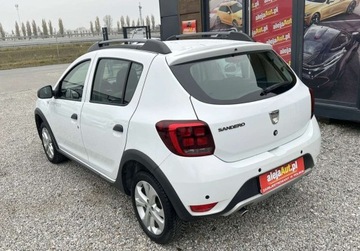 Dacia Sandero II Hatchback 5d Facelifting 1.5 Blue dCi 95KM 2020 Dacia Sandero 1.5 DCI 95 KM 2020r 36.000 km Warszawa 1.5 Diesel, zdjęcie 3