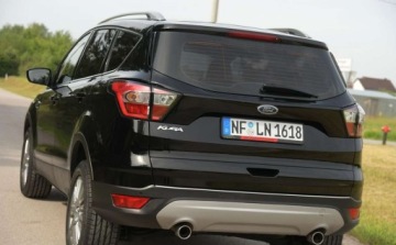 Ford Kuga II 2017 Ford Kuga Ford Kuga 1.5 TDCi 2x4 Trend 1.5 Diesel 120KM, zdjęcie 9