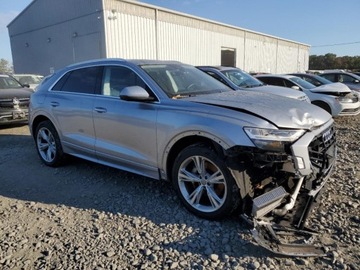 Audi Q8 2021 Audi Q8 Premium Plus 2021 3.0l 3.0 Benzyna 335KM, zdjęcie 4