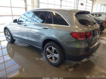 Mercedes GLC C253 2021 Mercedes-Benz GLC 2021 r., 2,0L 4 MATIC 2.0 Benzyna 255KM, zdjęcie 3