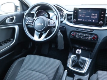 Kia Ceed III Kombi Facelifting 1.5 T-GDI 160KM 2022 Kia Ceed 1.5 T-GDI, Salon Polska, 1. Właściciel, zdjęcie 6