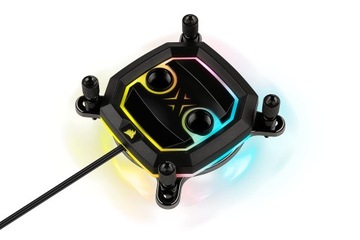 Corsair серии XC5 RGB PRO черный