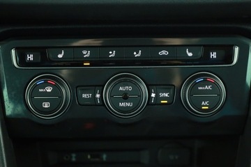 Volkswagen Tiguan II SUV 2.0 TDI 150KM 2017 VW Tiguan 2.0 TDI, Salon Polska, Serwis ASO, zdjęcie 13