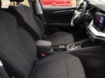 Skoda Octavia IV Liftback 1.5 TSI EVO 150KM 2023 Skoda Octavia 1.5 TSI e-tec, Salon Polska, zdjęcie 8