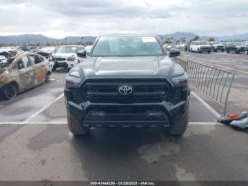 Toyota Tacoma II 2024 Toyota Tacoma 2024r., SR5, od ubezpieczalni 2.4 Benzyna 278KM, zdjęcie 1