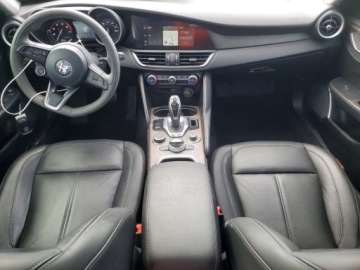 Alfa Romeo Giulia II 2021 Alfa Romeo Giulia 2021r., Ti, 2L, od ubezpieczalni 2.0 Benzyna 284KM, zdjęcie 7