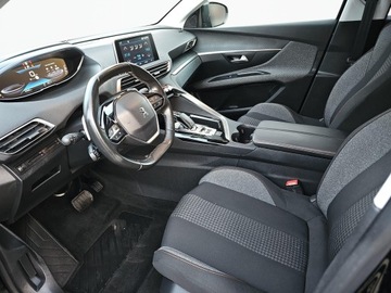 Peugeot 5008 II Crossover 1.2 PureTech 130KM 2020 Peugeot 5008 7 osobowy, automat, zdjęcie 10